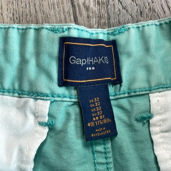 Gap Factory Men’s GapKhaki Shorts, size 32 - Picture 2 of 7